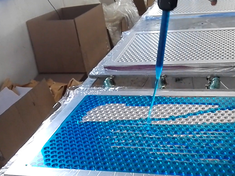 pouring gel material