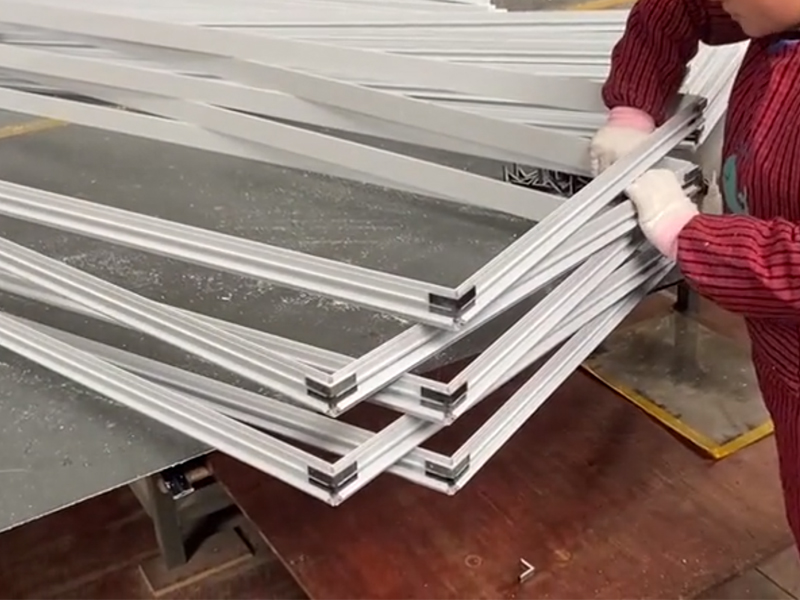 step 3 spliced plastic door frame